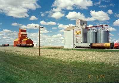 Grain elevator in Neville, Saskatchewan