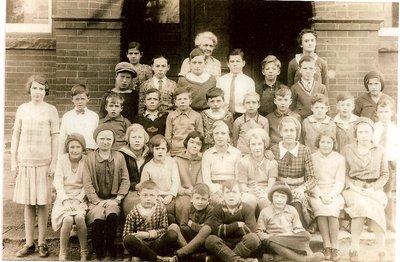 Munn's School, S.S. #3A, 1933