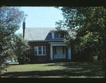32 Dundas East, Oakville, Munn/Fleming/Hays House in the 1980s