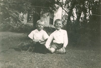 Roy and Alistair Lessels at the Skoog's House, Oakville