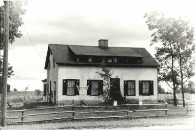 1388 Dundas Street West, 1981, Oakville, Ontario