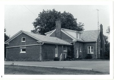 Photographs of 32 Dundas Street East, Oakville, Ontario in 1977