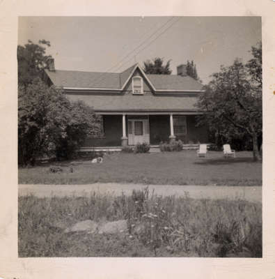 Kingsholm Farm, Kaitting House on Dundas Street West, Trafalgar Township.