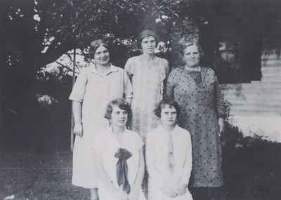 The King Sisters, ca1916