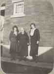 Jim Featherstone’s First Wife Edna, With Maria Wilson Featherstone and an Unknown Woman.