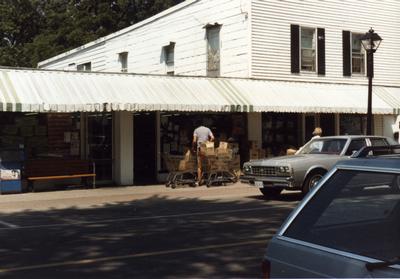 Lakeside Marketeria, Bronte Rd