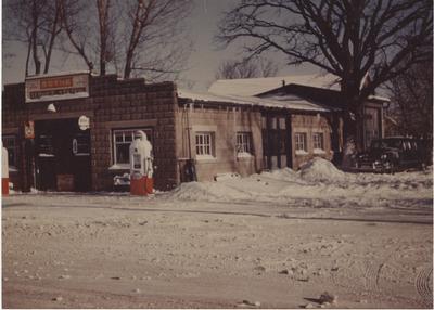 George Dolby’s Garage At The Boyne