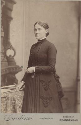 Sarah Lawrence, 1887