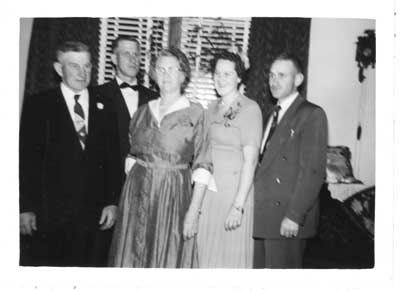 Extended Weir Family group photo,  Circa 1940