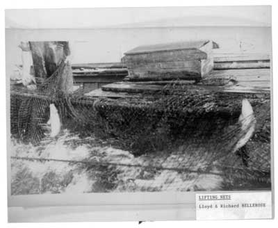 Lloyd and Richard Bellerose, Lifting Nets, Thessalon, circa 1900