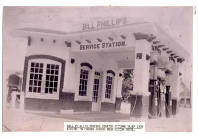 Bill Phillips Service Station, Thessalon, 1958
