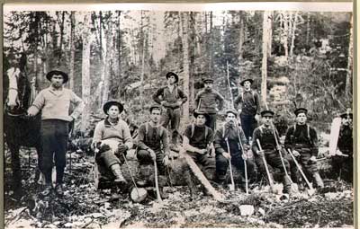 Thessalon area - Group of Lumberjacks, circa 1900
