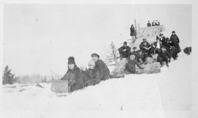 Group Tobogganing, Nesterville, circa 1920