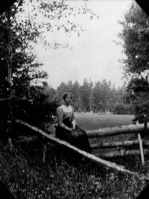 Bertie McIntyre, ca.1912.  Leaskdale, ON.