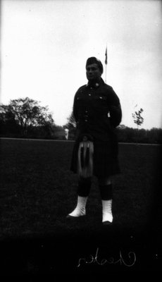 Chester wearing kilt & sporran.