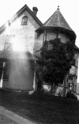 Mary Beaton's home, ca.1900? Queens, P.E.I.