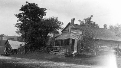 Unidentified old home, ca.1911-1926.  Leaskdale, ON.