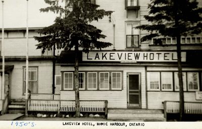 Lakeview Hotel Postcard 1950's