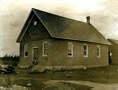 Earliest picture of Ahmic Harbour School