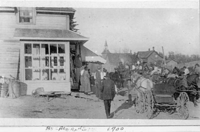 Art Buchanan's Store with a Crowd, Dunchurch, circa 1900