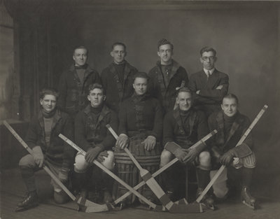 Waterloo College hockey team, 1926-27
