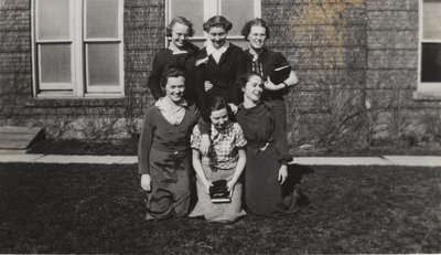 Six female Waterloo College students