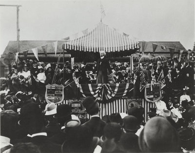 Wilfrid Laurier at a rally