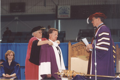 Spring convocation 2002, Wilfrid Laurier University