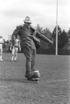 Ceremonial kickoff at 1984 Homecoming football game