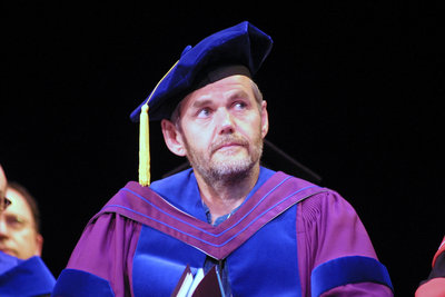 Leo Groarke at Laurier Brantford spring convocation 2004