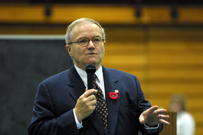 President Rosehart speaking at Laurier Day, 2001