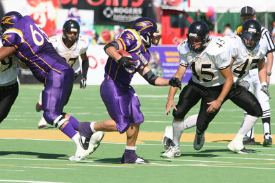 Wilfrid Laurier University Homecoming football game, 2005