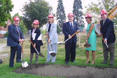 Wilfrid Laurier University Science and Research Center ground breaking