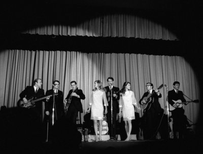 Serendipity Singers performing at Waterloo Lutheran University Winter Carnival, 1967