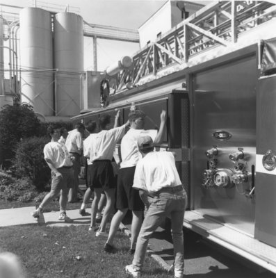 Shinerama fire engine shine-off, 1991