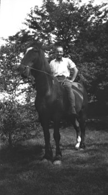 Earle Shelley on horse