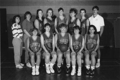 Wilfrid Laurier University women's basketball team, 1991-92