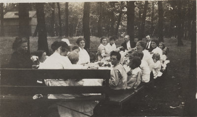 Church picnic, Evangelical Lutheran Church of the Redeemer, Montreal, Quebec