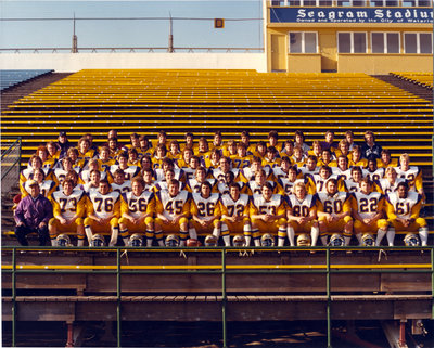 Wilfrid Laurier University men's football team, 1982-83