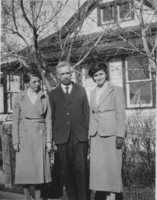 Rev. Kupfer and daughters