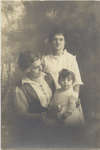 Clara Conrad and daughters