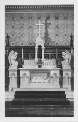 Altar, St. Peter's Lutheran Church, Kitchener, Ontario