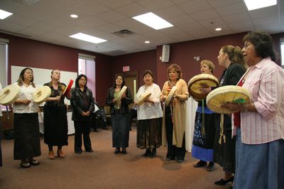 Mino Oday N’gamowak Kwewak performance at Faculty of Social Work Kitchener opening ceremonies, 2006