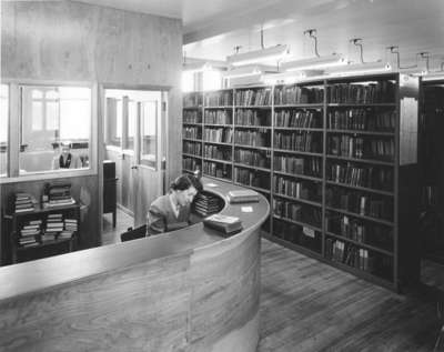 Library in Willison Hall, Waterloo College