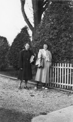 Two female Waterloo College students