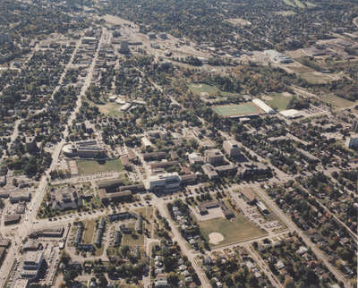 Aerial view of Wilfrid Laurier University, 1994