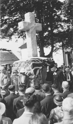 Dedication of Memorial Cairn at St. John's Evangelical Lutheran Church, Riverside Heights, Ontario