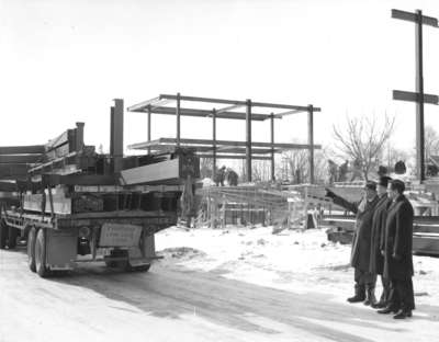 Construction of Waterloo Lutheran University Library