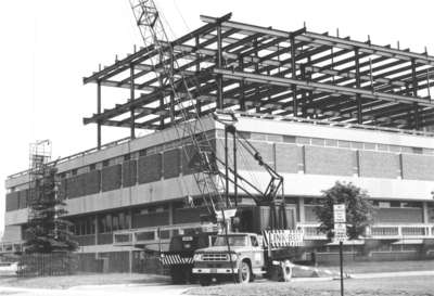 Waterloo Lutheran University Library, Phase 2 construction