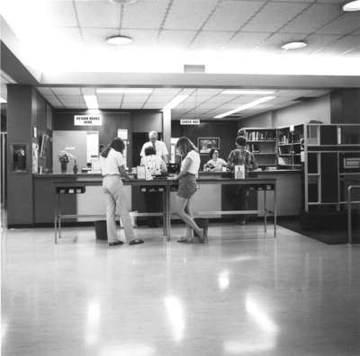 Wilfrid Laurier University Library Circulation Desk